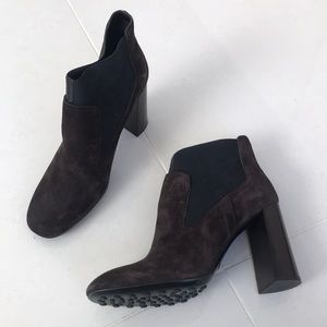 Tod’s high heel ankle booties